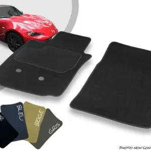 Tapis auto avant sur-mesure pour Mazda MX5 ND cabriolet moquette aiguilletée surjetée - Coup de cœur des clients