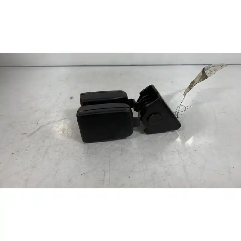 Attache ceinture arriere centrale MINI MINI 1 R50/R53 - Disponible dès maintenant