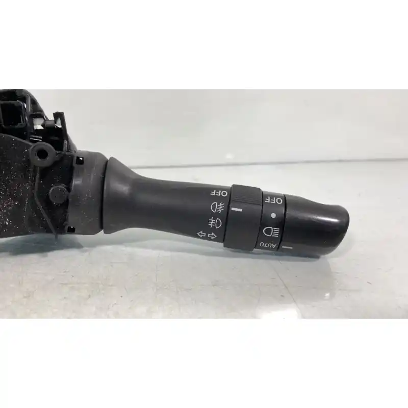 Commodo phare LEXUS IS 2 - Ne manquez pas cette offre