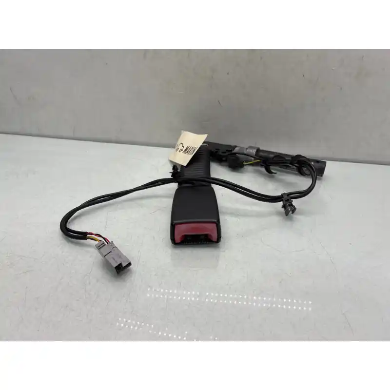 Bonne affaire - Pretensionneur de ceinture avant droit MINI MINI 2 R56
