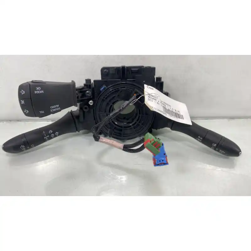 Com (Bloc Contacteur Tournant+Commodo Essuie Glace+Commodo Phare) RENAULT MEGANE 4 | Remise
