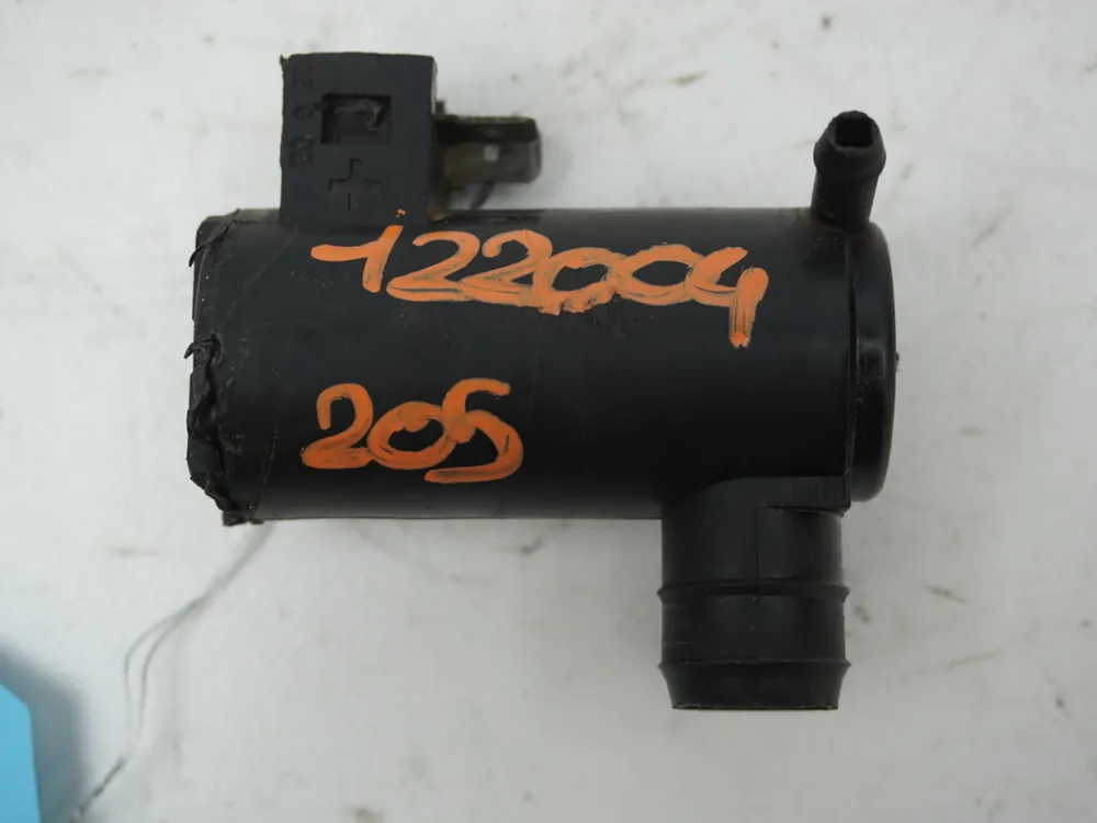 Pompe lave-glace ar occasion PEUGEOT 205 Phase 2 - 1.4i 75ch - Super offre