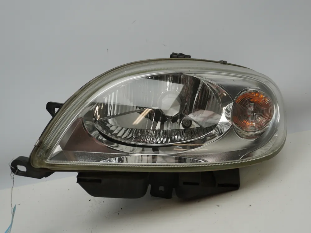 Économisez maintenant - Phare gauche occasion CITROEN SAXO Phase 2 - 1.1i 60ch