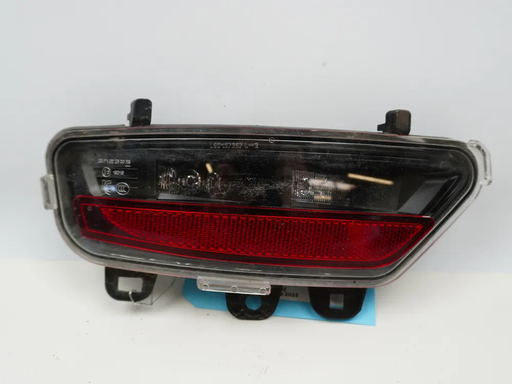 Nouvel arrivage - Feu brouillard arrière gauche occasion RENAULT SYMBIOZ Phase 1 - 1.6 E-Tech 145tch