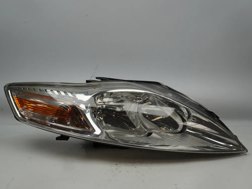 Nouveauté | Phare droit occasion FORD MONDEO III Phase 2 - 2.0 TDCI 140ch