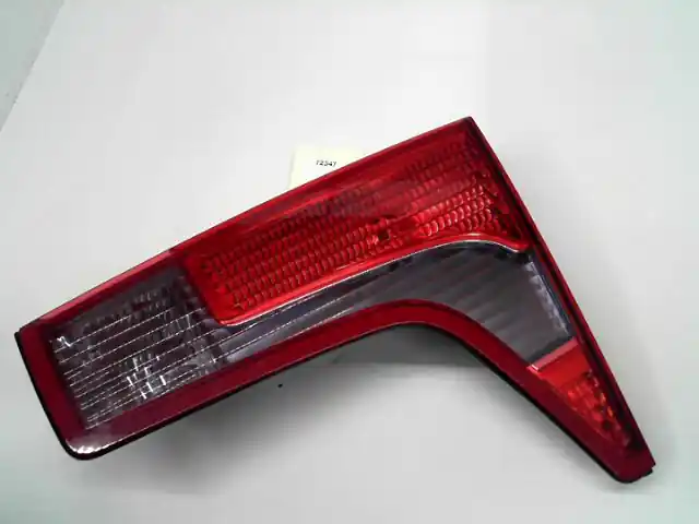 Offre limitée | Feu arrière intérieur droit occasion CITROEN C5 I Phase 2 - 2.0 HDi 138ch