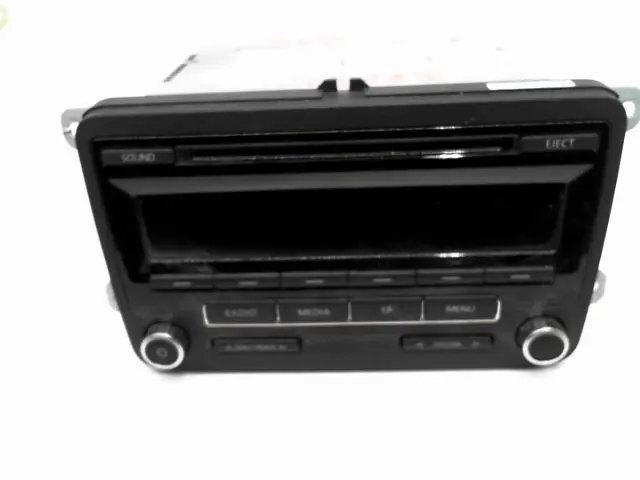 Autoradio occasion VOLKSWAGEN POLO V Phase 1 - 1.6 TDI 90 | Commandez maintenant