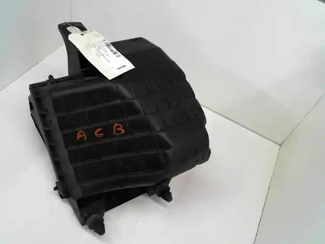 Boitier filtre a air occasion AUDI A4 I Phase 1 - 1.9 TDi 110ch | Disponible maintenant