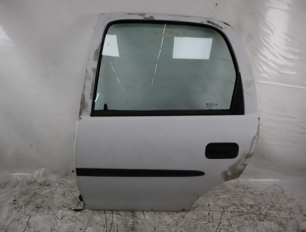 Porte arrière gauche occasion OPEL CORSA II Phase 2 - 1.7 D 60ch - Derniers exemplaires