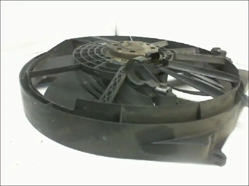 Ventilateur de refroidissement occasion RENAULT CLIO II Phase 1 - 1.6 - Excellente qualité