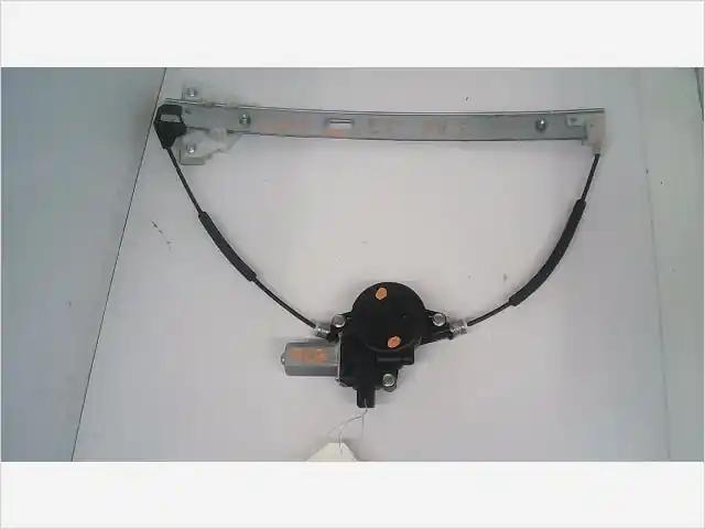 En stock - Mecanisme + moteur lève-glace avant droit occasion MAZDA MAZDA 2 II Phase 1 - 1.4 MZ-CD 68ch