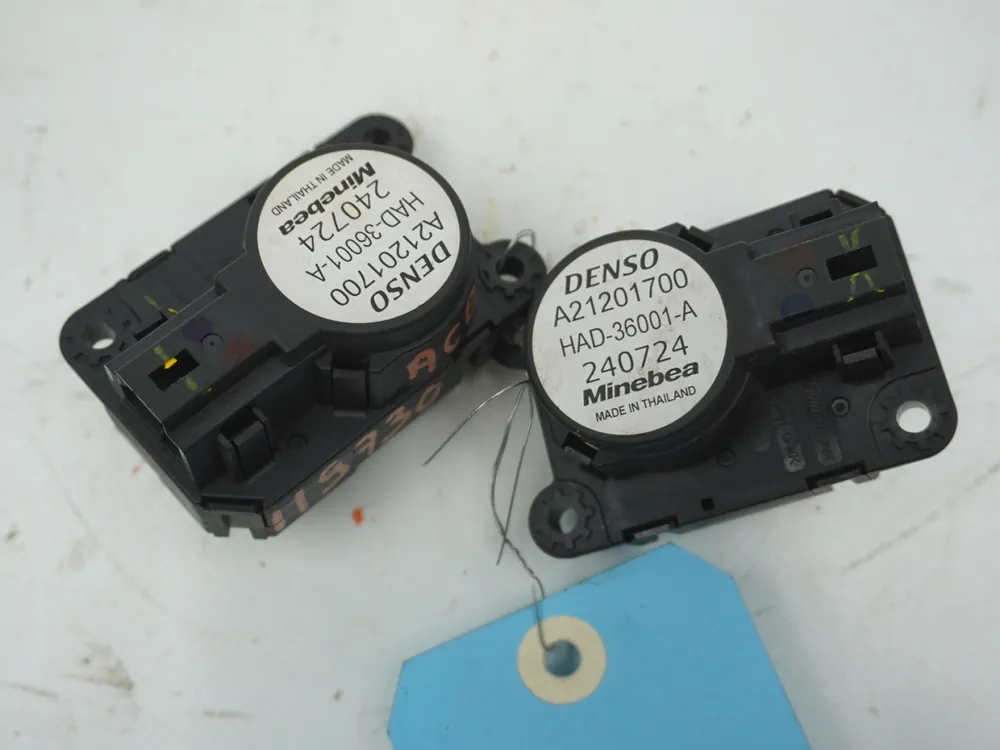 Bon prix - Moteur volet de chauffage occasion RENAULT CLIO V Phase 2 - 1.6i EH 90ch
