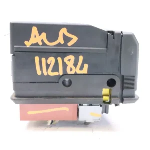 Boite a fusibles occasion PEUGEOT 306 Phase 2 - D | Retour facile