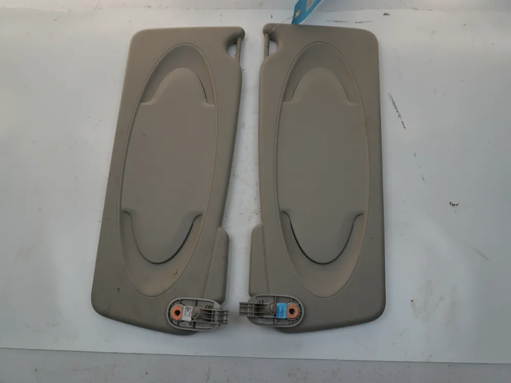 Pare-soleil occasion NISSAN NV200 Phase 1 - 1.5 DCI 90ch - Livraison express