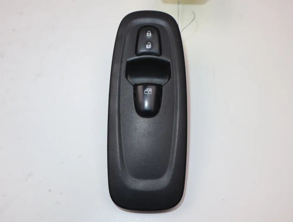 Direct usine | Commande lève-glace porte avant droite occasion RENAULT KADJAR Phase 1 - 1.2 TCE 130ch