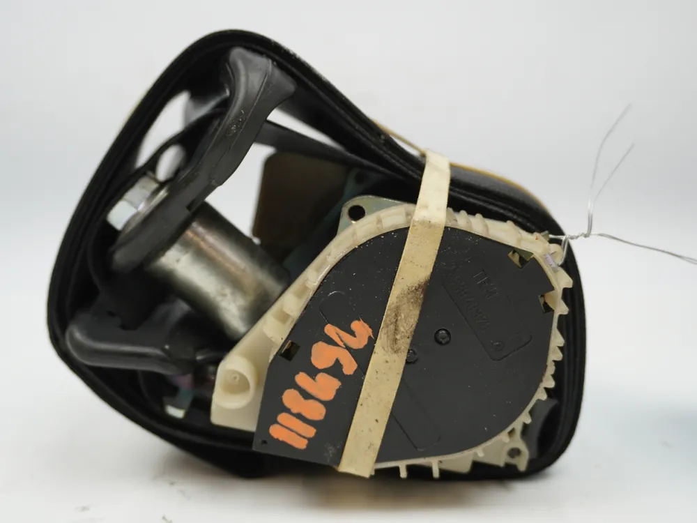 Excellente qualité - Ceinture avant droite occasion RENAULT TWINGO II Phase 1 - 1.5 DCI 65ch
