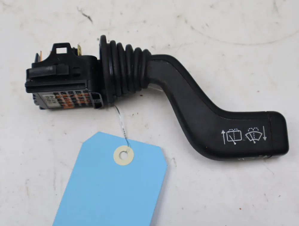 Dernière chance - Commande essuie glace occasion SUZUKI WAGON-R phase 1 - 1.3 GLX 80ch