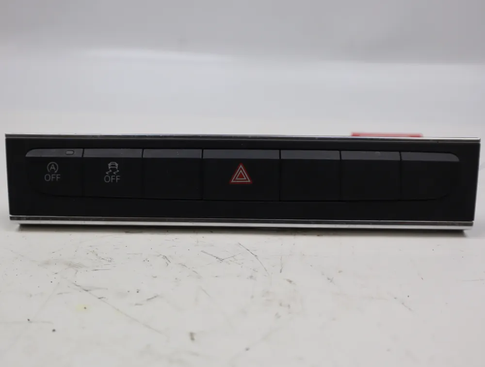 Bouton de warning occasion AUDI A3 II Phase 2 - 2.0 TDi 170ch - Commandez dès maintenant