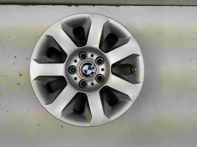 Ne manquez pas cette offre | Jante aluminium occasion B.M.W. SERIE 5 V Phase 1 - 520D