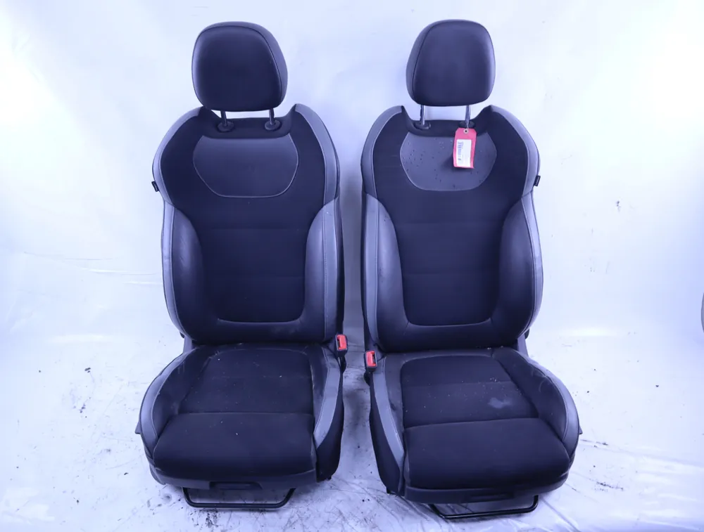 Remise | Intérieur complet occasion HYUNDAI I 30 II Phase 1 - 1.4 TGDI 140ch