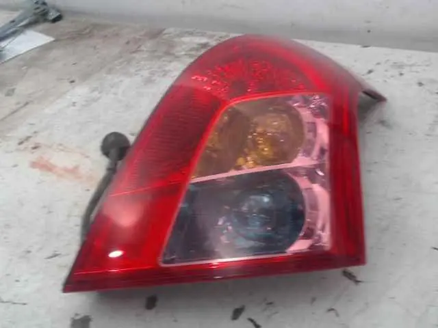 Feu arriere droit Suzuki SWIFT 3565063J00 | Livraison express
