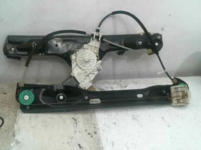 Offre exclusive - Mecanisme + moteur de leve-glace avant gauche Bmw X1 E84 51332990385