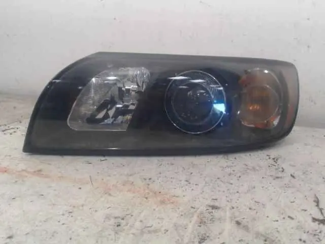 Offre - Phare gauche Volvo S40 31335233