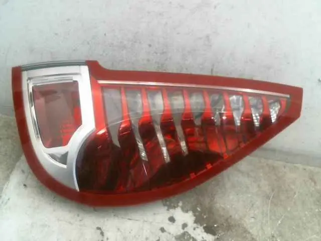 Feu arriere droit Renault SCENIC III 265500013R | Expédition express