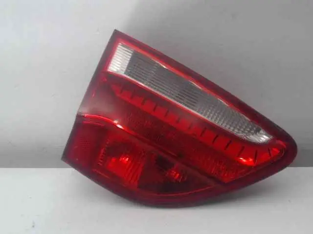Feu arriere inferieur gauche Seat EXEO 3R9945093 | Prêt à expédier