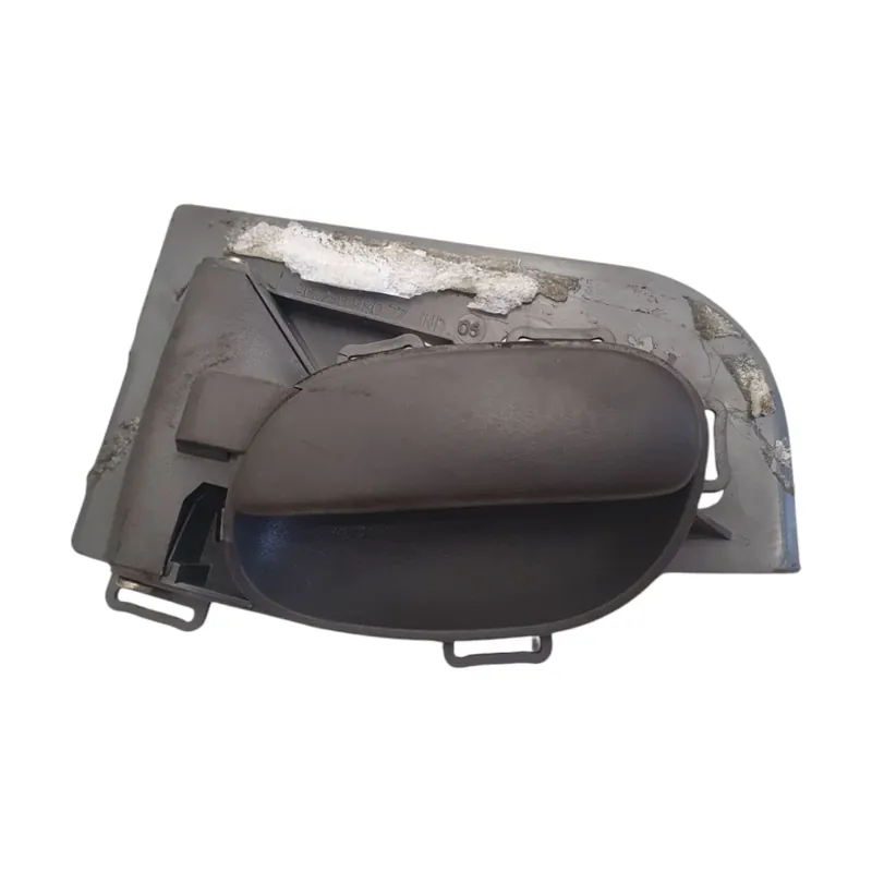 Bonne affaire - Poignee interieur porte avant droit Peugeot 206 9623698077