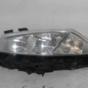 Phare gauche Renault MEGANE 260604235R - Commandez dès maintenant
