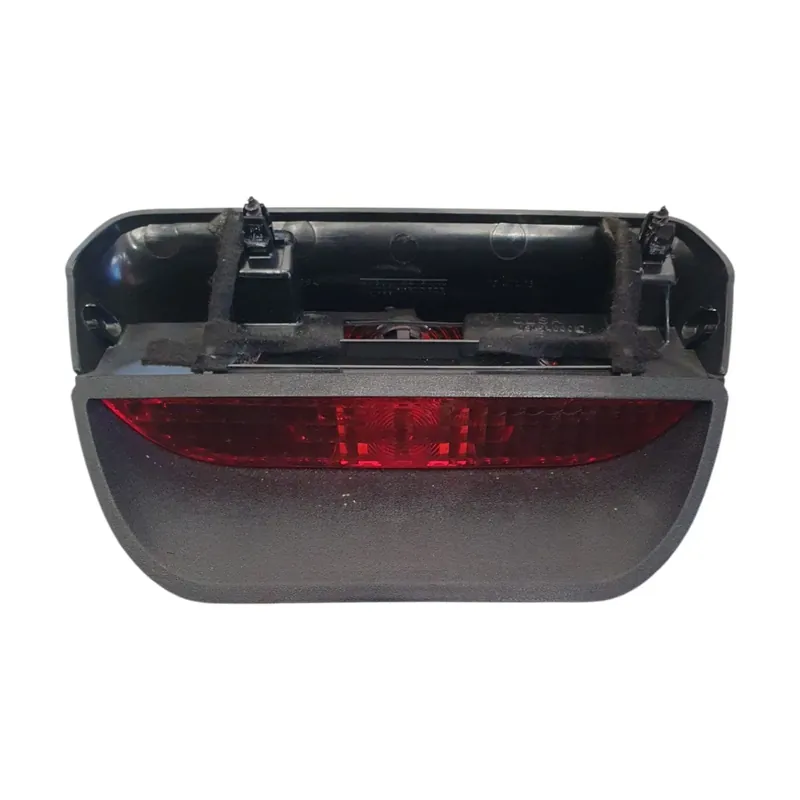 3eme feu stop supplementaire Dacia SANDERO 8200734823 | Produit phare