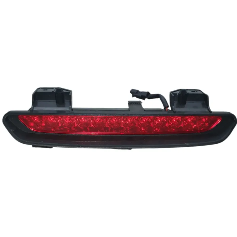 3eme feu stop supplementaire Chevrolet ORLANDO 95031492 - Offre à durée limitée