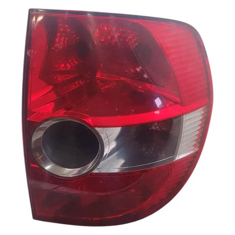Feu arriere droit Volkswagen FOX 5Z0945112 | Prix en baisse