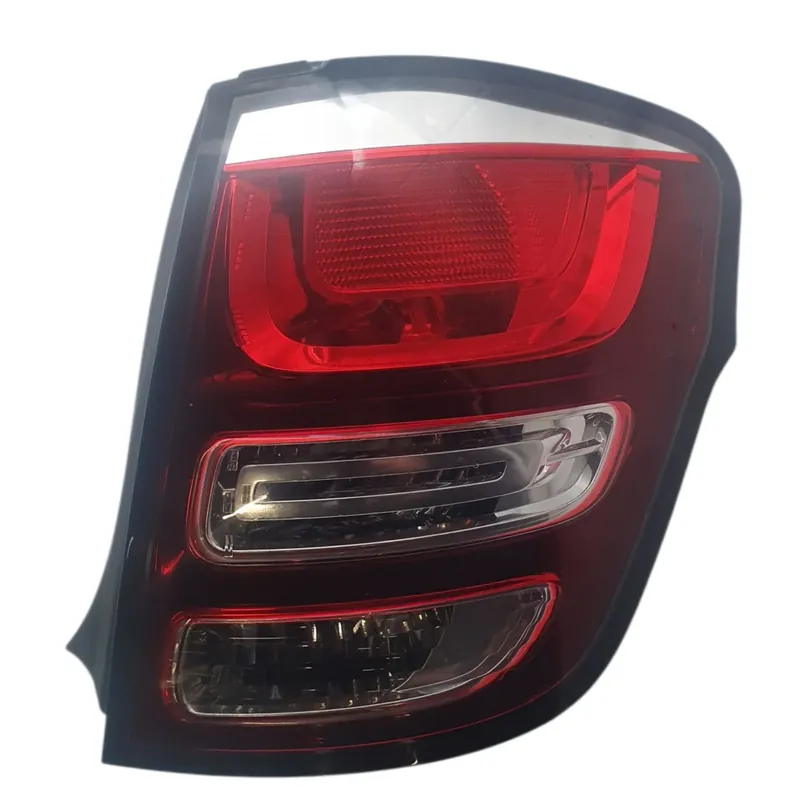 Feu arriere droit Citroen C3 2009 98 039 284 80 | Nouveau chez nous