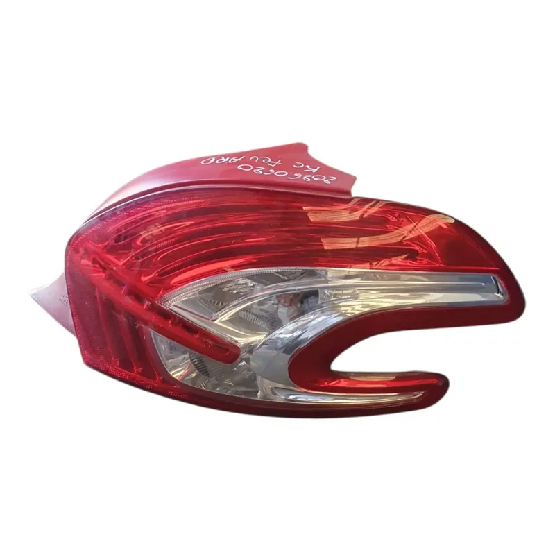 Feu arriere droit Peugeot 208 96 726 283 80 | Disponible maintenant