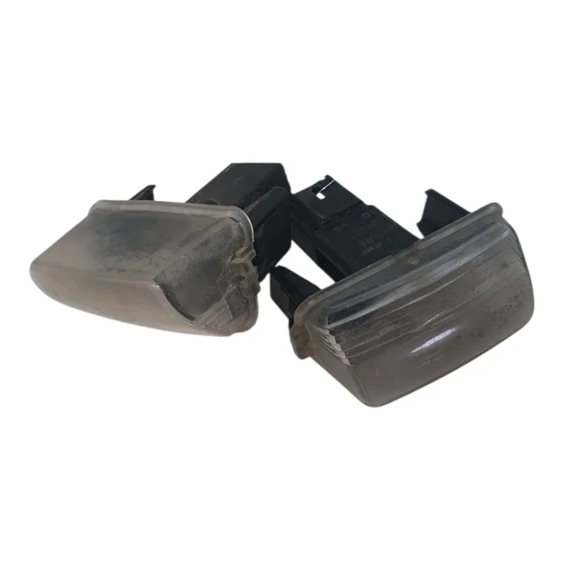 Déstockage - Eclaireur de plaque Peugeot 5008 6340A3