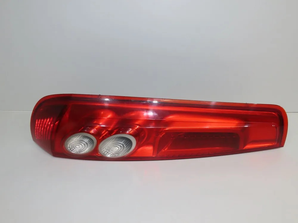 Très apprécié des clients | Feu arrière gauche occasion FORD FIESTA VPhase 2 10-2005->10-2008 1.4 TDCI