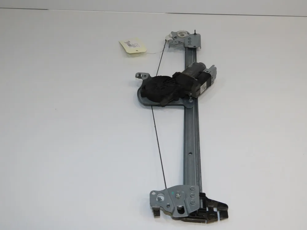 Achetez maintenant | Mecanisme+moteur leve-glace avg occasion CITROEN C3 IPhase 2 10-2005->12-2010 1.1i 60ch