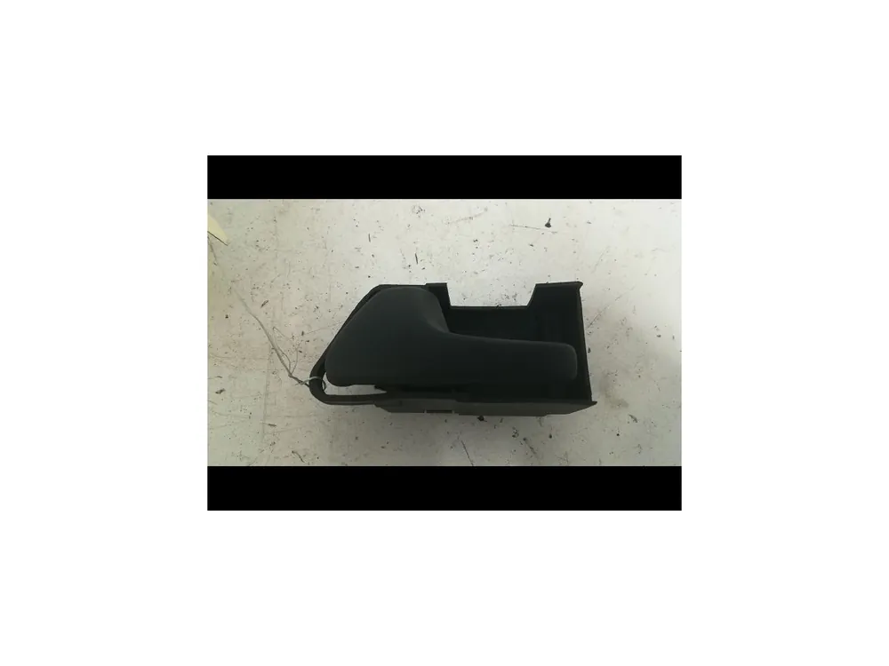 Prix promo | Poignee int porte avg occasion VOLKSWAGEN GOLF IIIPhase 1 01-1992->12-1997 1.8i 90ch