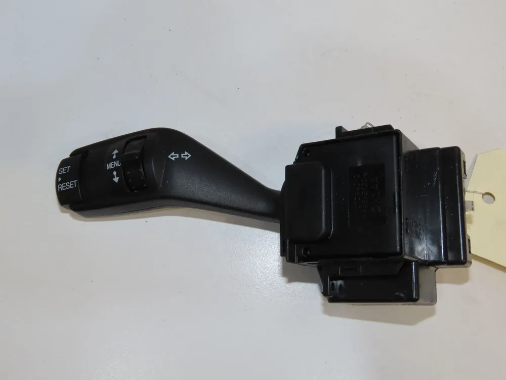 Achetez maintenant | Commande clignotant occasion FORD KUGA IPhase 1 03-2008->12-2012 2.0Tdci 136ch