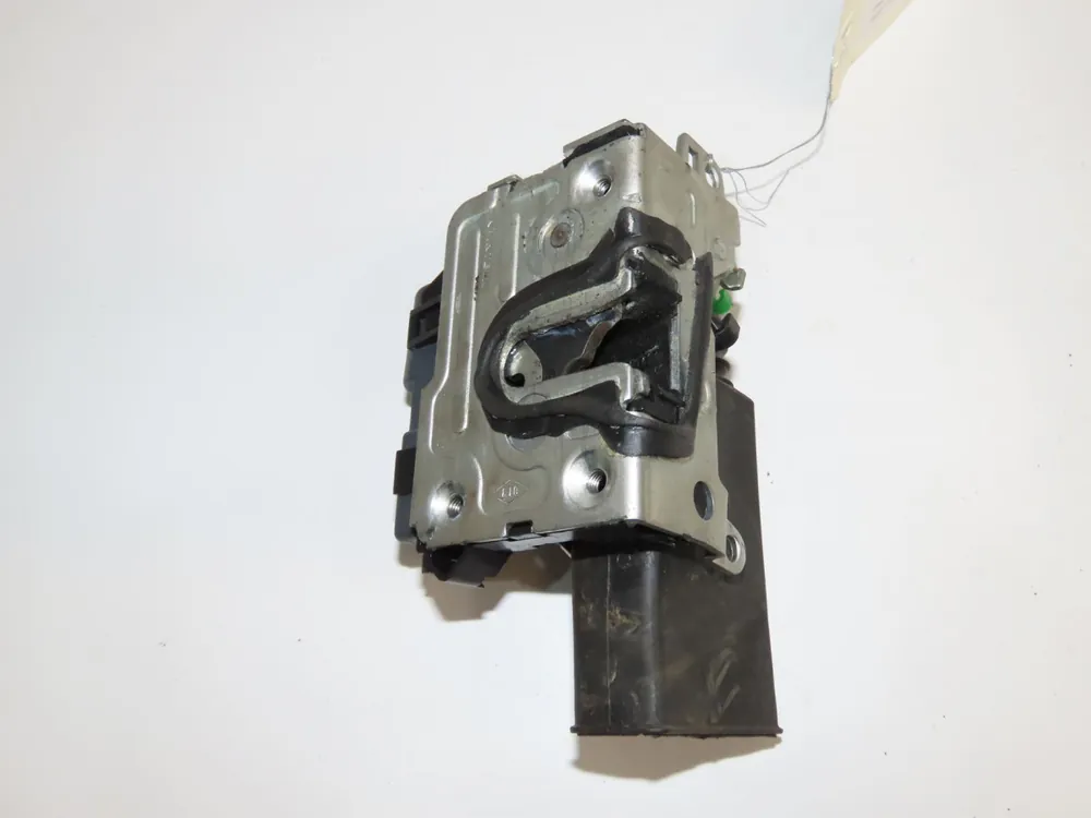 Serrure porte avg occasion DACIA SANDERO IPhase 1 06-2008->10-2012 1.2 16v 75ch | Remise