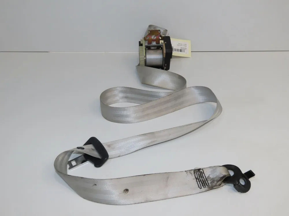Ceinture arrière droite occasion RENAULT CLIO IIPhase 2 06-2001->07-2006 1.6 16v - Prêt à expédier