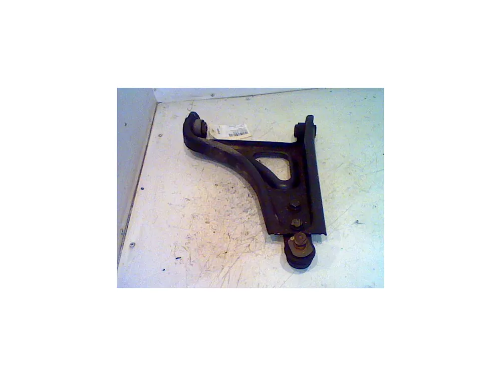 Triangle inf avd occasion RENAULT TWINGO IPhase 3 08-2000->06-2007 1.2i 16v - Bonne affaire