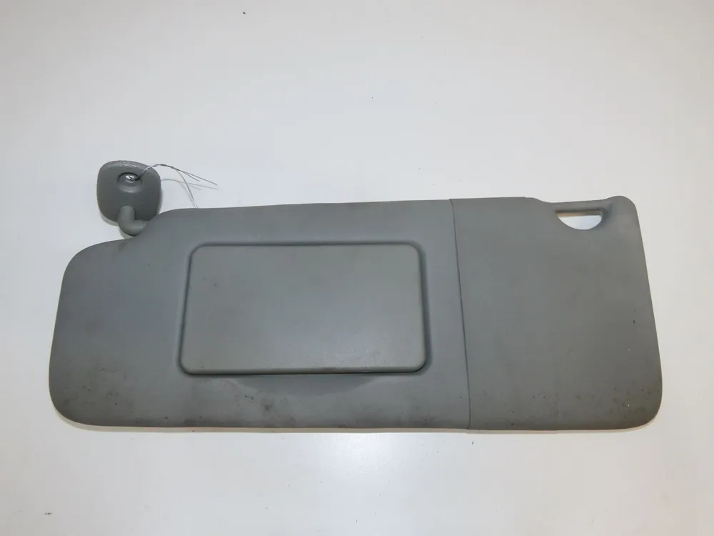 Pare-soleil gauche occasion RENAULT CLIO IIPhase 2 06-2001->07-2006 1.2 16v - Super offre