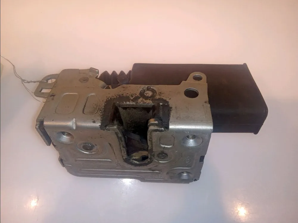 Prix en baisse - Serrure porte avg occasion DACIA LOGAN IPhase 2 07-2008->12-2012 1.5 DCI 70ch