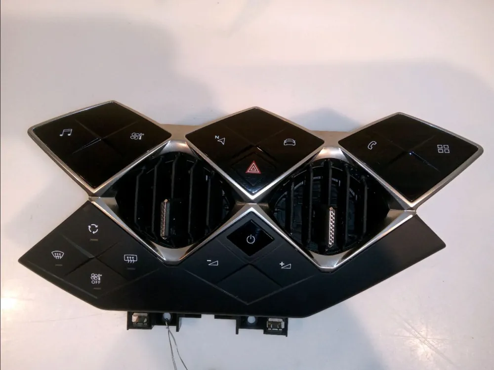 Remise - Commande de chauffage occasion CITROEN DS3