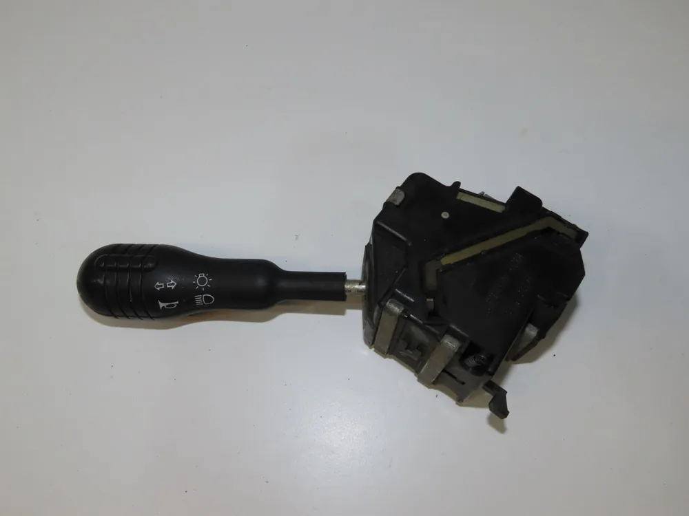 Commande clignotant occasion RENAULT TWINGO IPhase 1 04-1993->08-1998 1.2i 60ch - Affaire à saisir