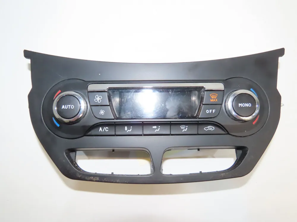 Commande de chauffage occasion FORD CMAX IIPhase 1 09-2010->09-2015 1.6 TDCI 115ch - Très apprécié des clients