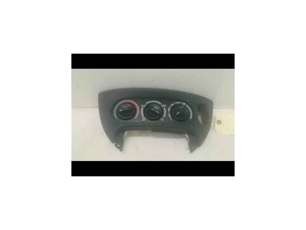 Nouveauté - Commande de chauffage occasion RENAULT MEGANE IPhase 1 11-1995->03-1999 1.4